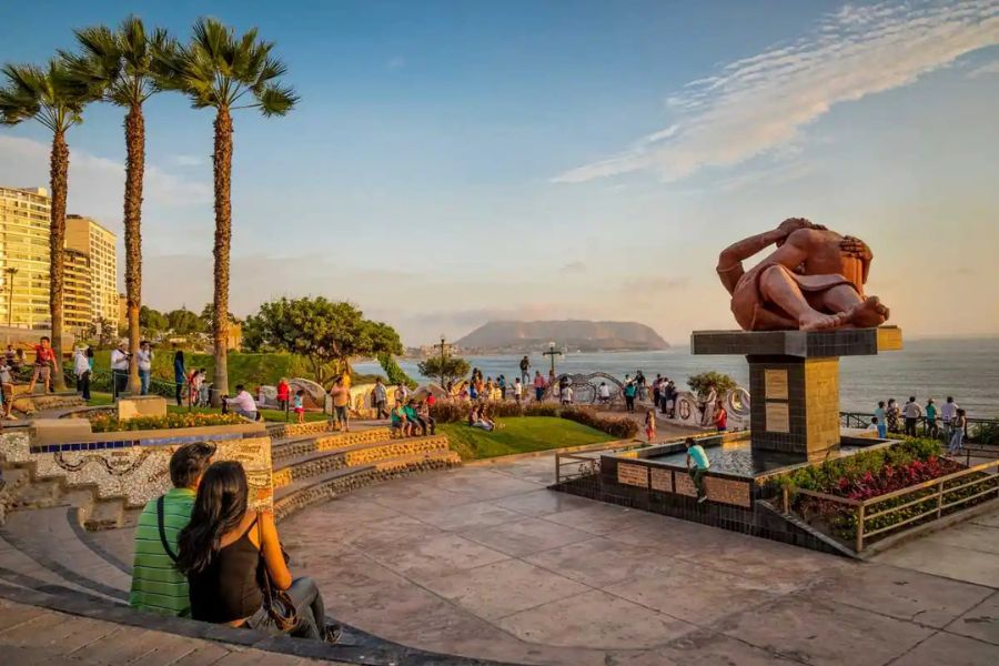 Lima City Tour parque del amor lima