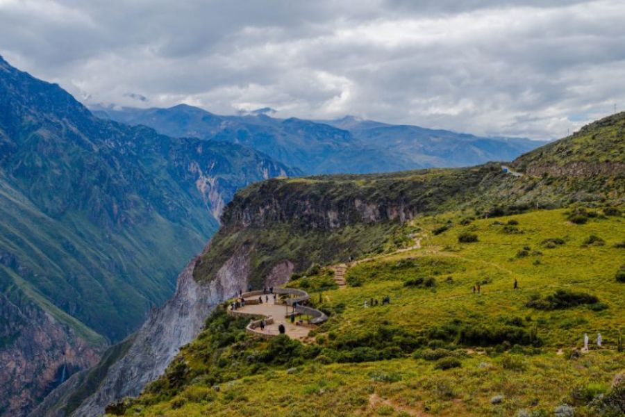Tour Cañón del Colca Full Day Vista panorámica del Cañón del Colca en Arequipa.